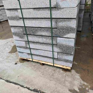 儋州芙蓉白路牙石，马路牙子