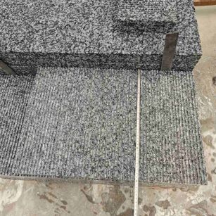 儋州芝麻黑拉丝面