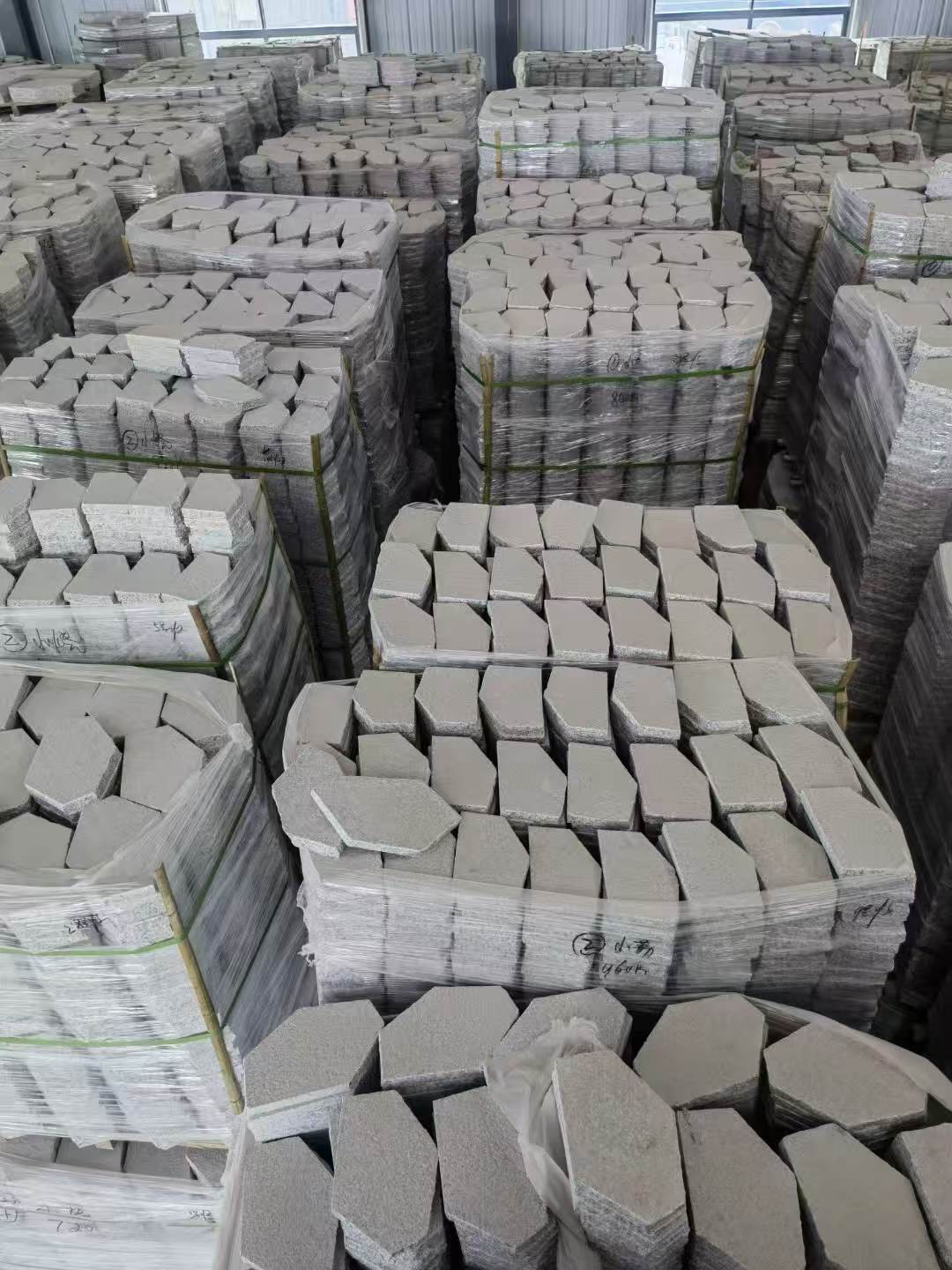 儋州芝麻白石材冰裂纹，碎拼。