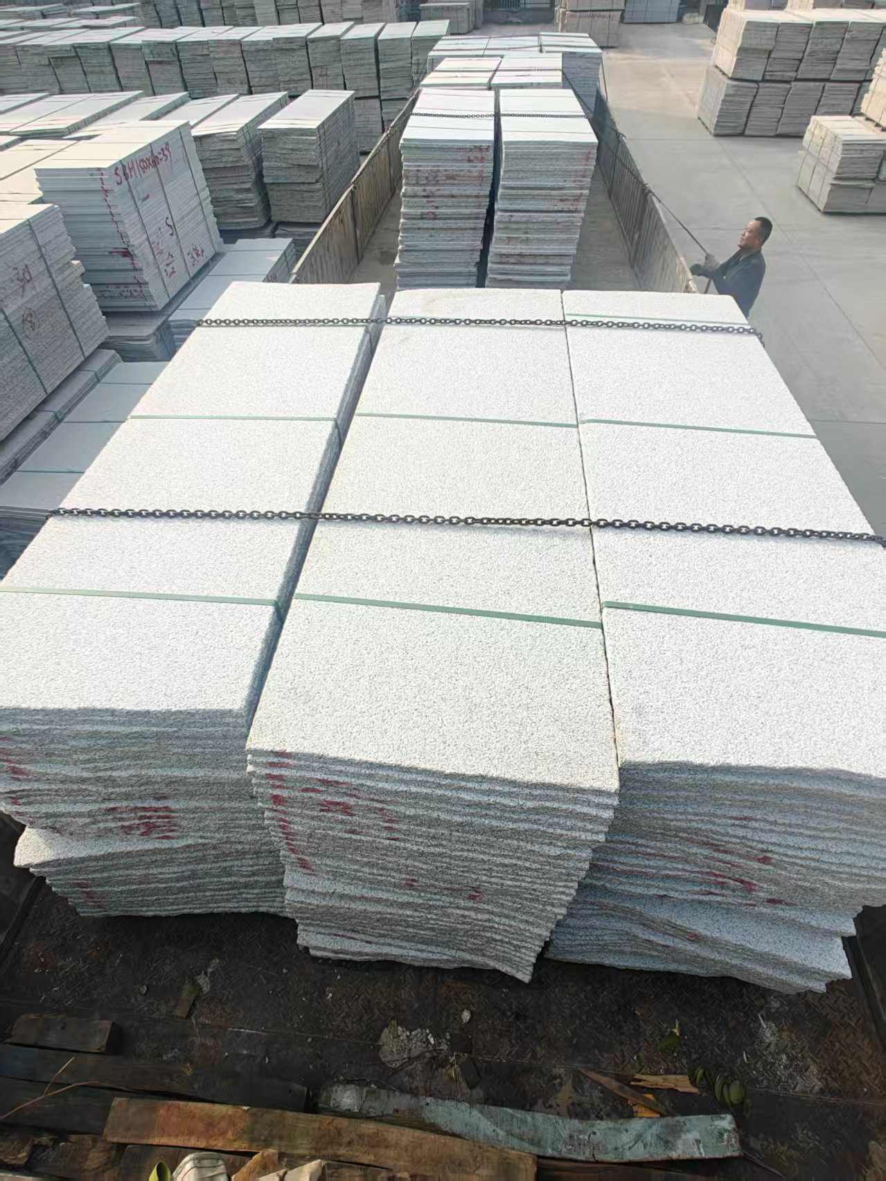 儋州芝麻白毛板，石材毛板