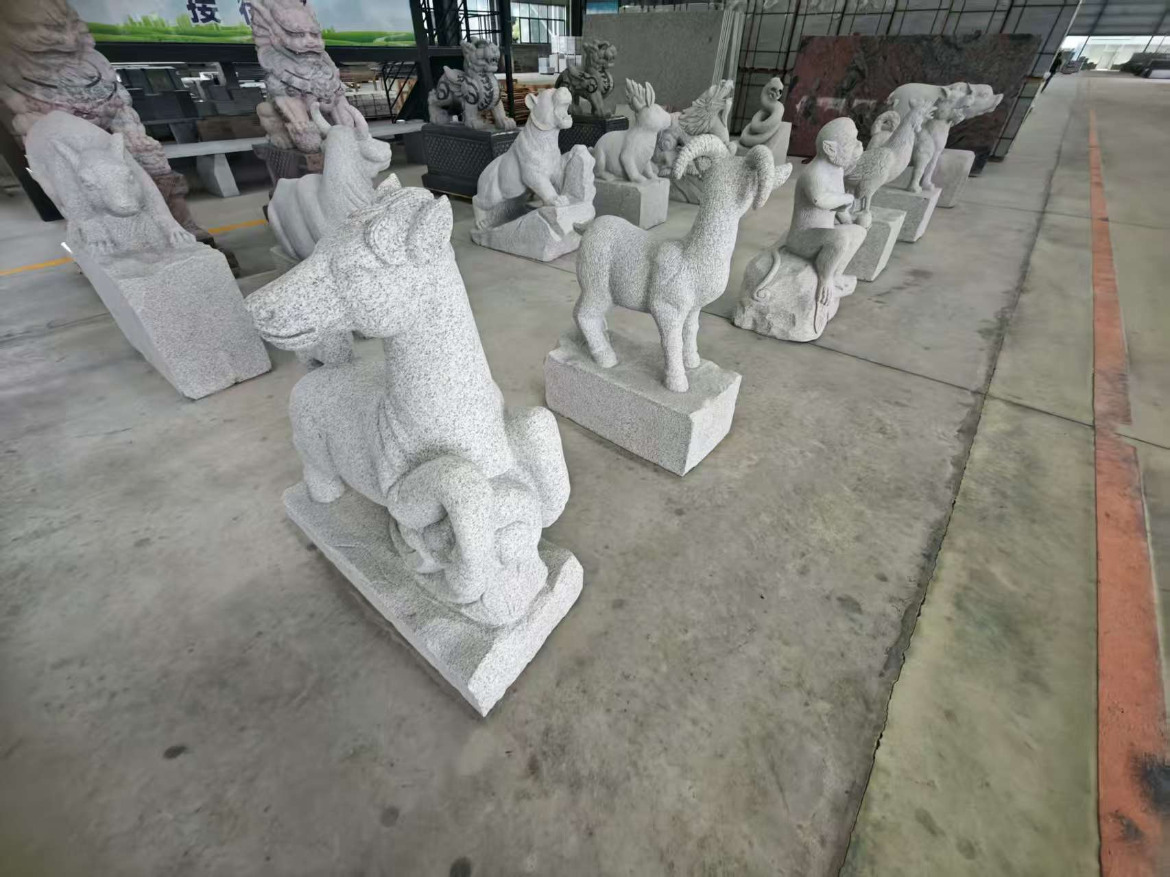 儋州芝麻白雕刻 十二生肖 异形雕刻