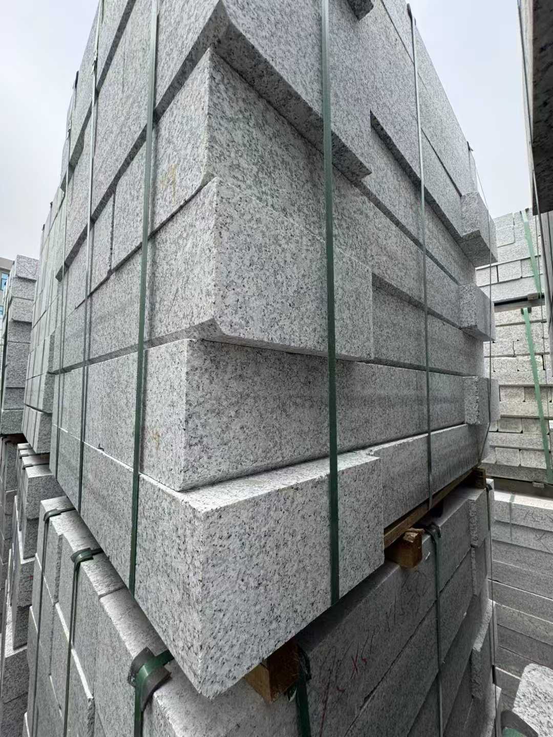 儋州芝麻白路牙石 马路牙子