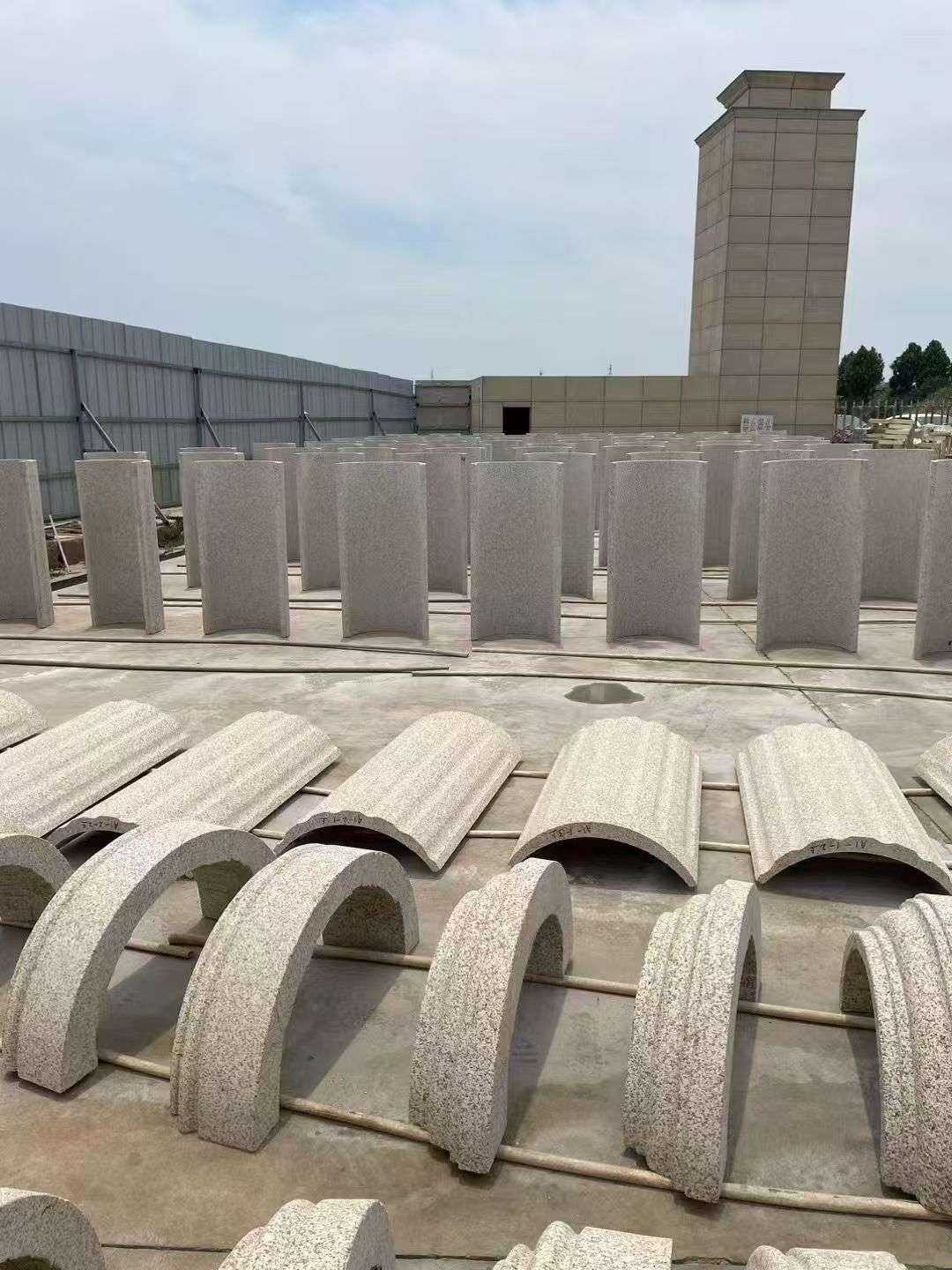 儋州黄金麻别墅柱皮 异形 线条定制